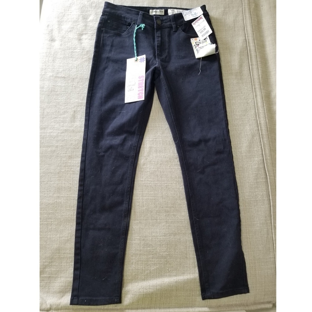 _NWT Indigo Rein Boot Cut Jean's in black (size 11